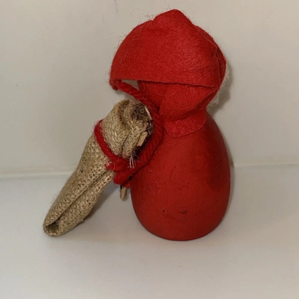 Vintage HOLBOLL Santa Claus Nisse Handmade/Hand Painted Wood with Felt & Burlap
